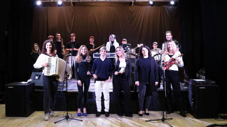 La romagnola Nuova Orchestra Santa Balera di Giordano Sangiorgi attesa il 7 febbraio sul palco di Sanremo