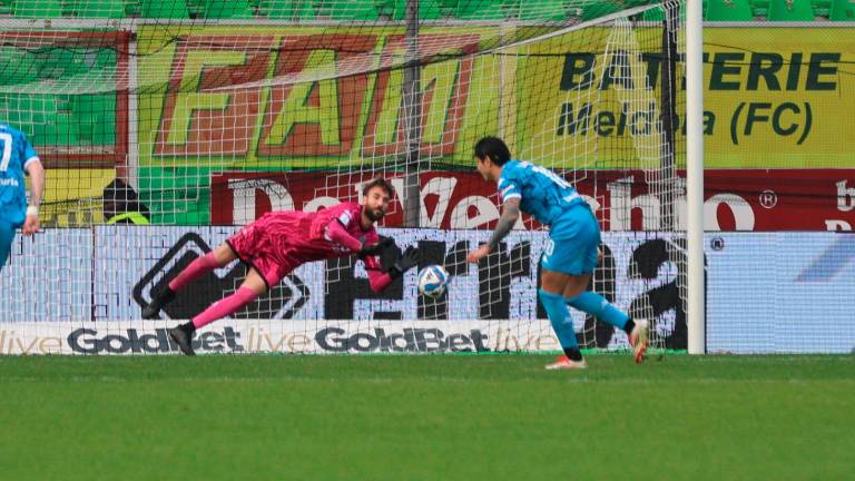 Il portiere bianconero Matteo Pisseri ha giocato dal primo minuto contro lo Spezia e con lui tutti i bianconeri sono partiti titolari almeno una volta nel 2025 (Zanotti)