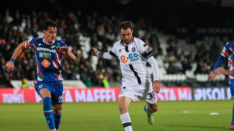 Simone Bastoni durante Cesena-Reggiana (Zanotti)