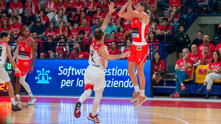 Il derby è di Rimini, a Forlì non basta un Harper da 38 punti (81-73) - Gallery