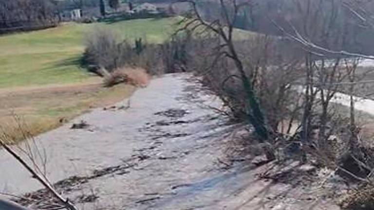 Il Lamone a Brisighella nel primo pomeriggio (foto Meteo Forlì-Cesena)