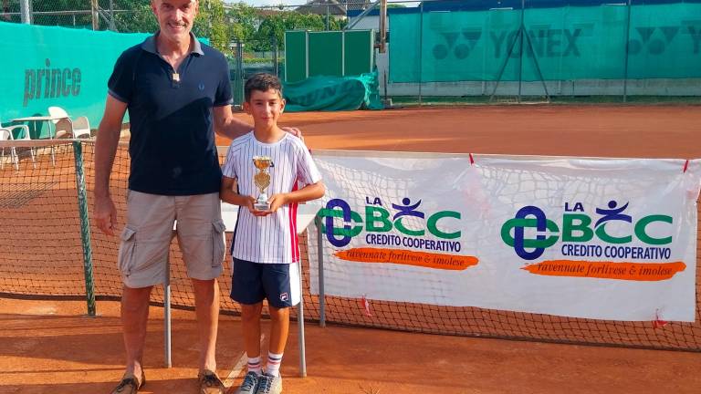 Tennis, De Vita e Picariello vincono il torneo giovanile di Russi