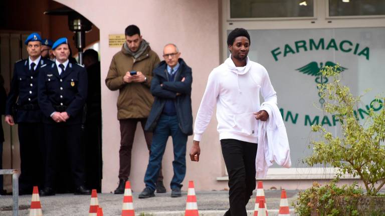 Louis Dassilva durante il test di confrotno cone le immagini della telecamera