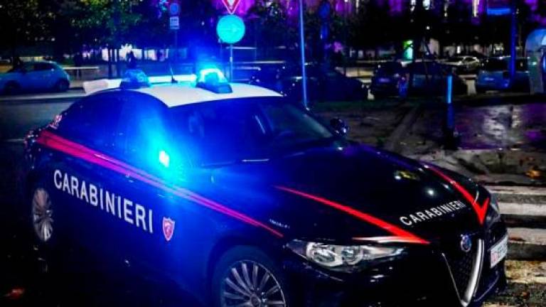 Rimini. Turista soccorsa in strada e poi violentata in hotel, arrestati due lavoratori stagionali