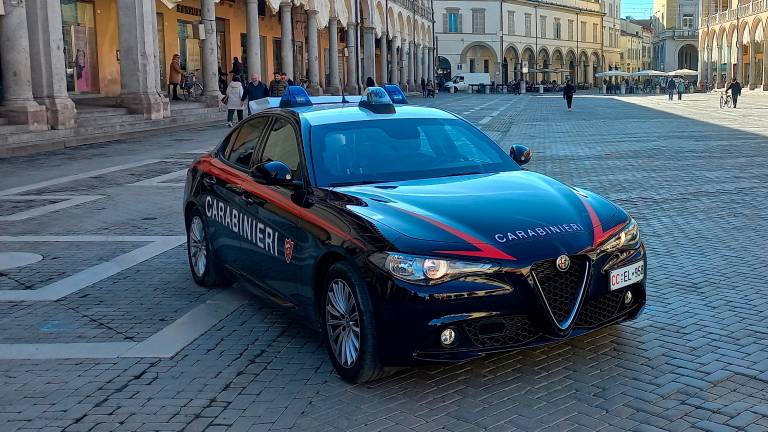 Faenza, occupano una casa e spacciano droga: arrestati