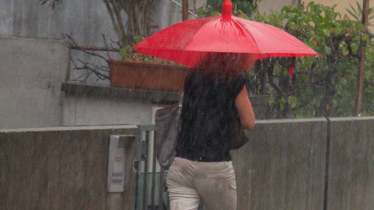 Allerta meteo gialla per vento e temporali sull’Appennino Romagnolo