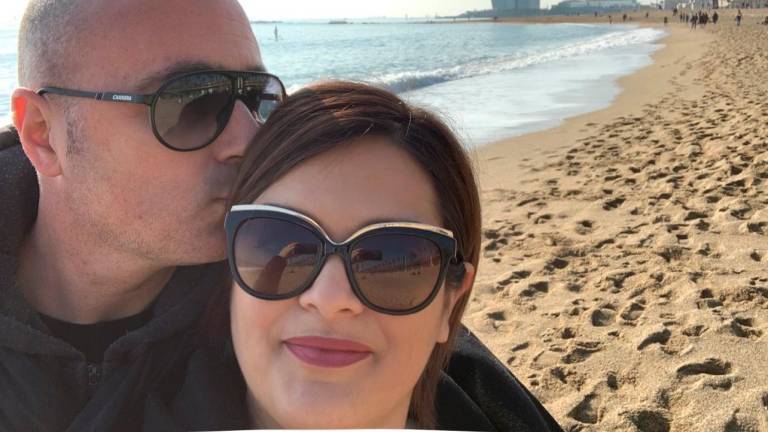 Massimo con la moglie Francesca in una foto che li ritrae prima dell’incidente