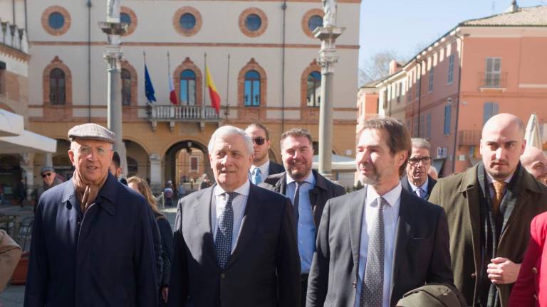 Il presidente della Cassa di Ravenna Antonio Patuelli con il ministro Antonio Tajani (foto Massimo Fiorentini)