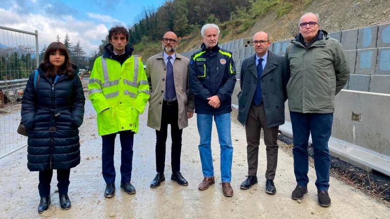 Val Montone, sopralluogo del viceiministro Bignami sulla Ss 67