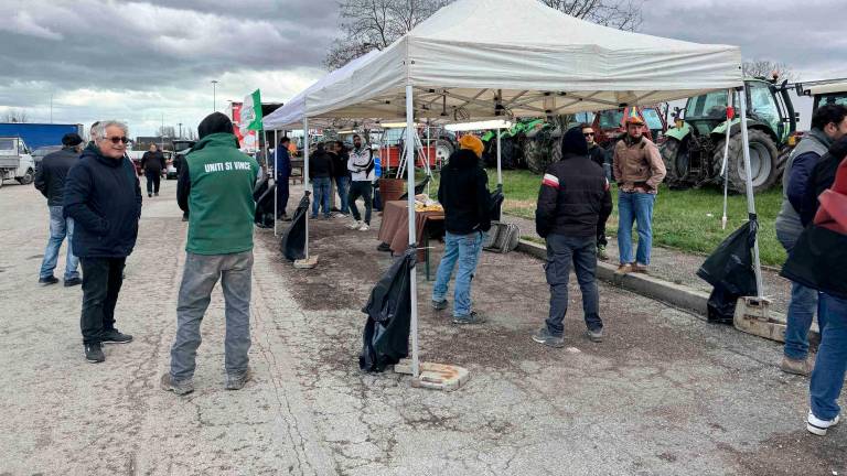 Cesena, torna la protesta dei trattori. Ieri l’incontro con il sindaco: «Al lavoro per riattivare la Consulta agricola»