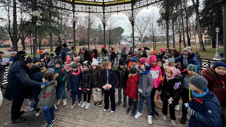 Una marcia per la pace come festa di Natale per le elementari di Villachiaviche