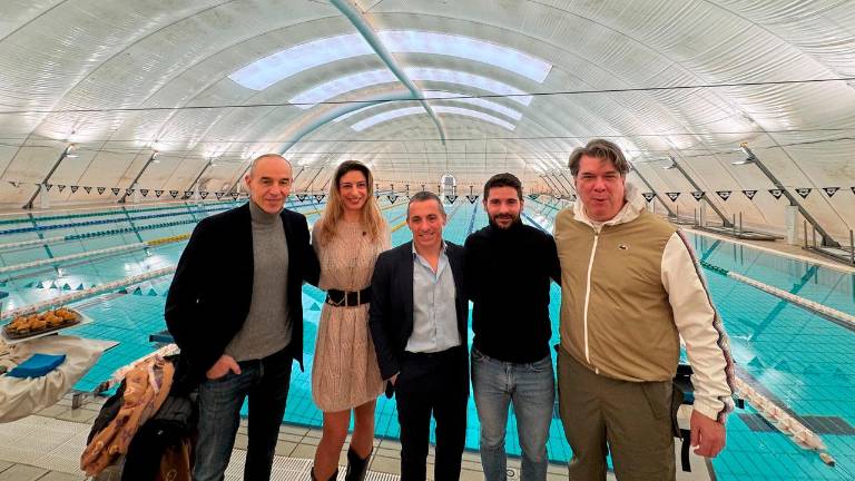 Riccione, Stadio del Nuoto: inaugurata la copertura pressostatica della piscina esterna