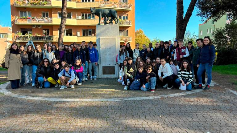 Cesena, 51 ragazzi della media “Viale della Resistenza” all’archivio di Fiume a Roma