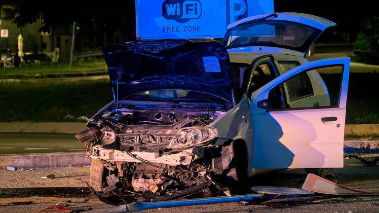 Folle fuga da Cervia dopo la rapina, si schianta a Fosso Ghiaia, arrestato