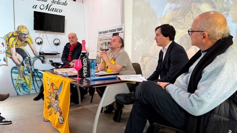 Marco Pantani il 13 gennaio avrebbe compiuto 55 anni: presentato a Cesenatico un doppio libro per celebrare il Pirata