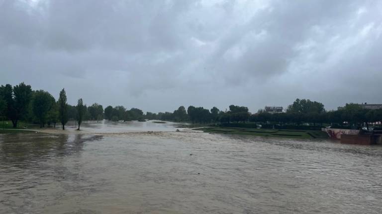 Maltempo e piena del fiume Savio, tra Ravenna e Cervia invito all'evacuazione per 6.300 persone