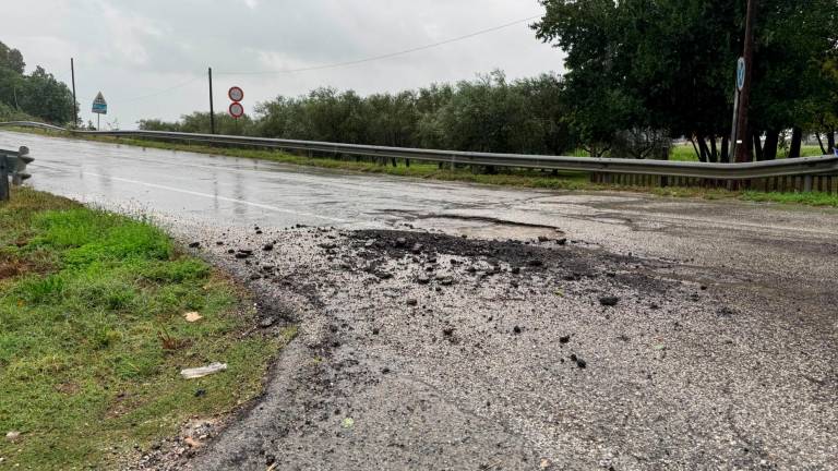 Piove ancora forte in Romagna. Allagamenti sul litorale di Rimini, ristagni d’acqua nei campi, fiumi osservati speciali