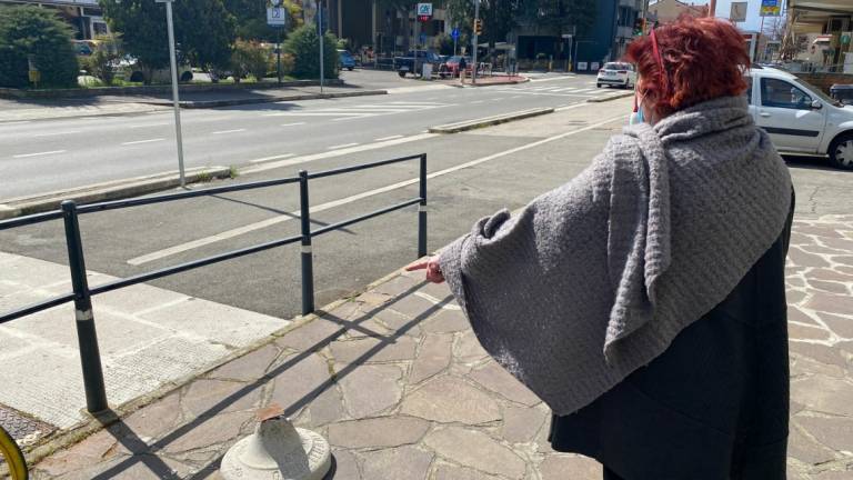 Raid vandalico a Cesena: minorenni spaccano tutto