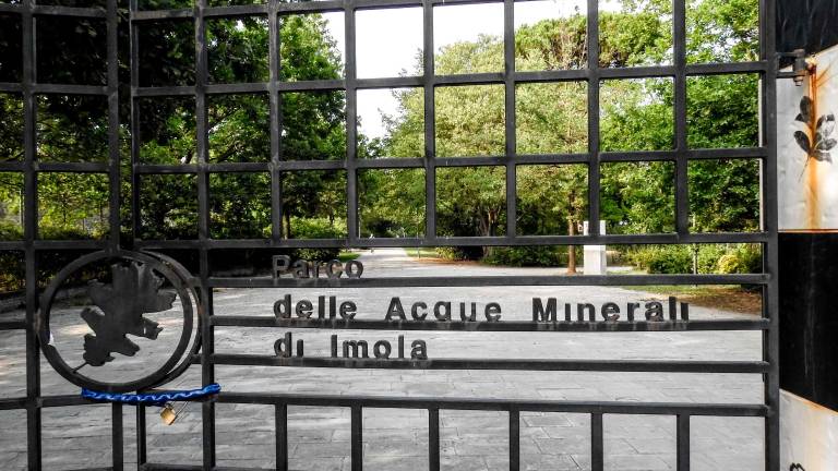 Imola, ok al progetto per la nuova illuminazione al Parco delle Acque Minereali