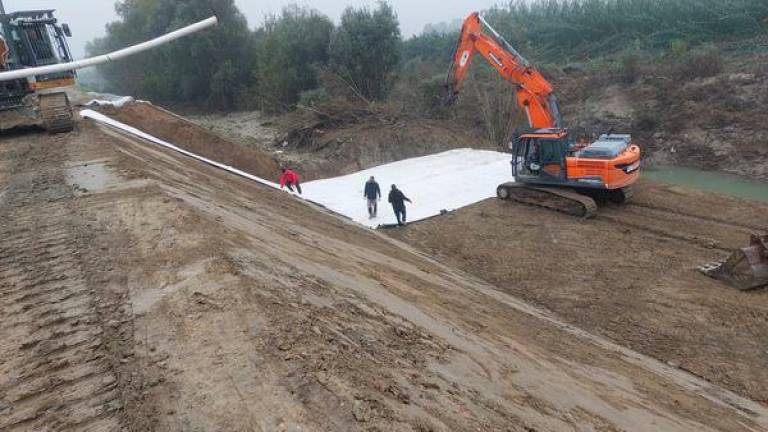 Cotignola, interventi di ripristino degli argini del Senio danneggiati dall’alluvione