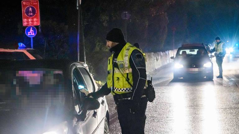 Controlli della polizia locale (foto di repertorio)