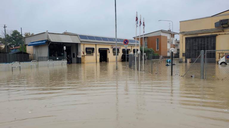 Maltempo in Romagna, Forlì rivive l’angoscia del 2023: l’acqua ricopre via Isonzo e via Pelacano VIDEO