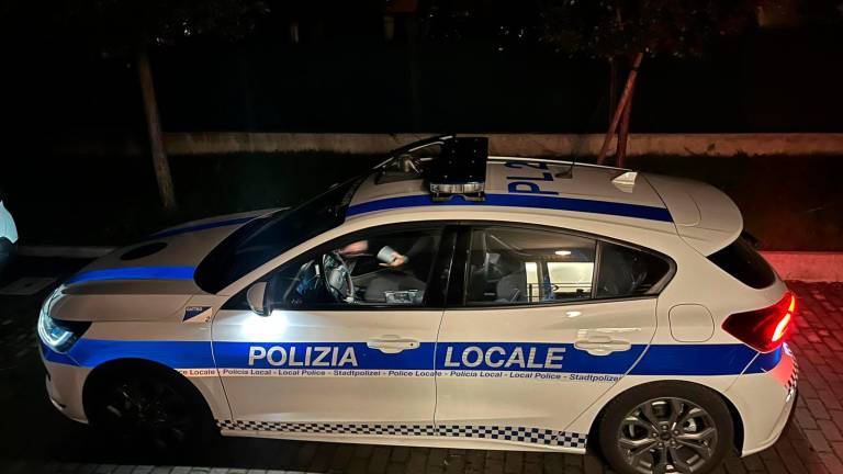 Gatteo, ubriaco cerca di evitare il controllo: denuncia e patente ritirata