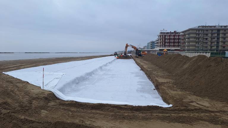 Difesa della costa: dune sperimentali a Cervia e Cesenatico