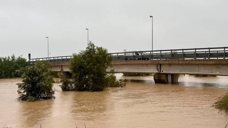 Ravenna, il Comune: “I residenti a Santerno e Piangipane vadano ai piani alti”