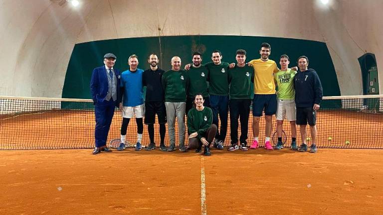 Lo staff tecnico e dirigenziale del Circolo Tennis Cerri di Cattolica