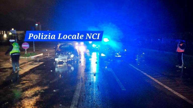 Imola, schianto violento in via della Cooperazione