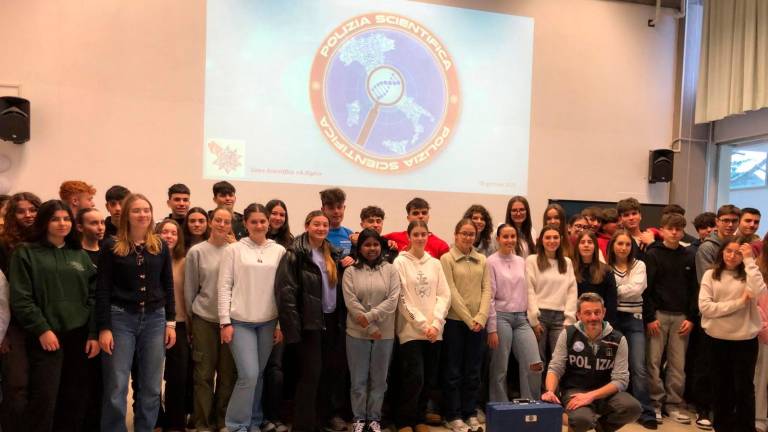 Cesena, corso di biologia molecolare sulla scena del crimine al Liceo “Righi” con la Polizia Scientifica