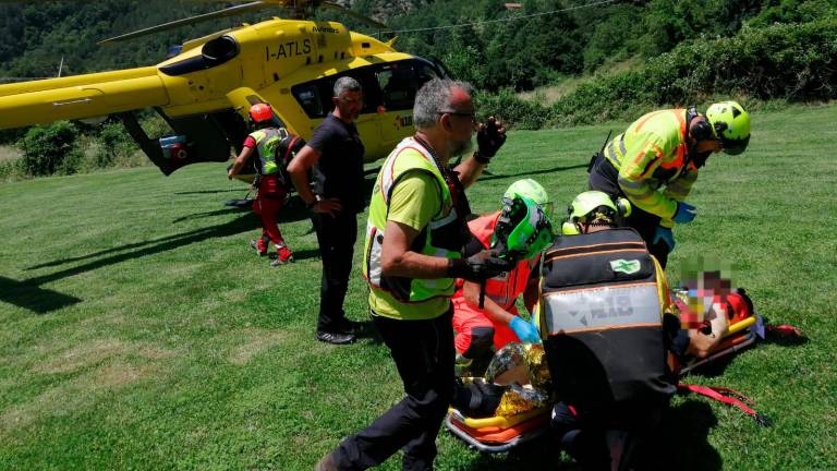 Santa Sofia, 78enne di Lugo si ribalta con il trattore mentre lavora nei campi