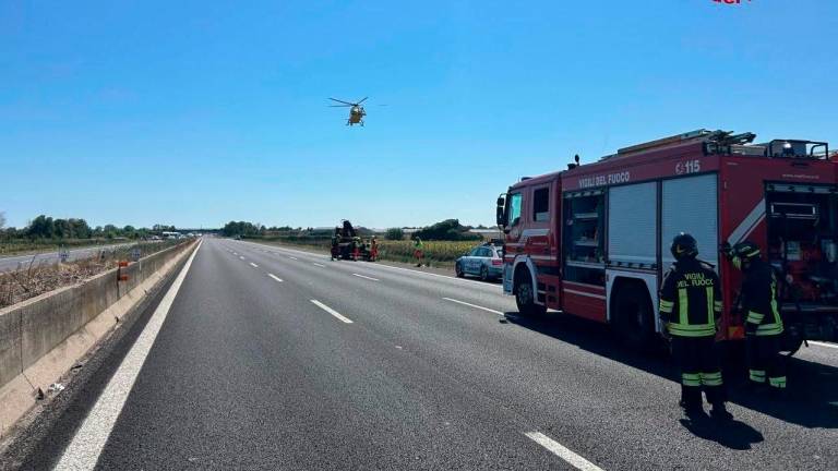 Auto fuori strada nel tratto di Cesena dell’autostrada A14: ferita una famiglia con due bambini