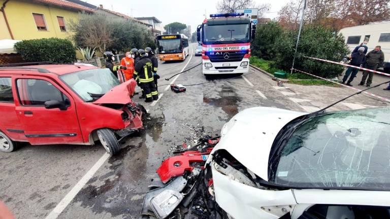 Incidente mortale, chiusa la via Emilia a Rimini