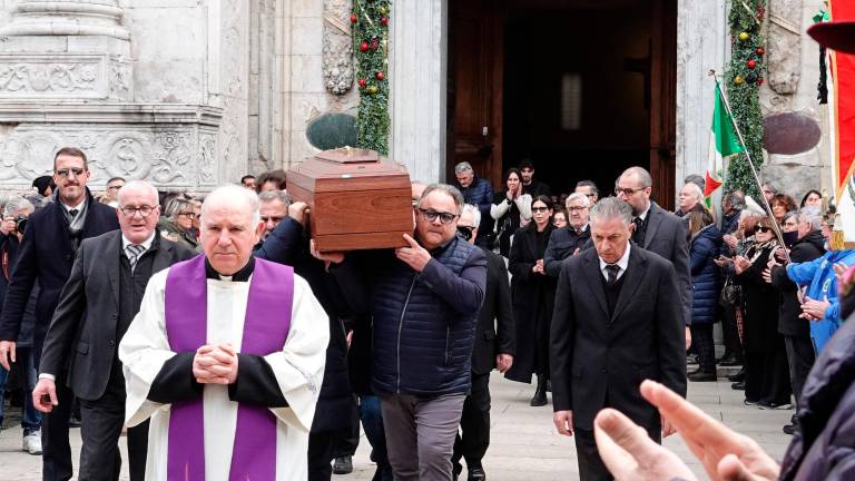 Rimini, duomo gremito per l’ultimo saluto a Gianni Indino - Gallery