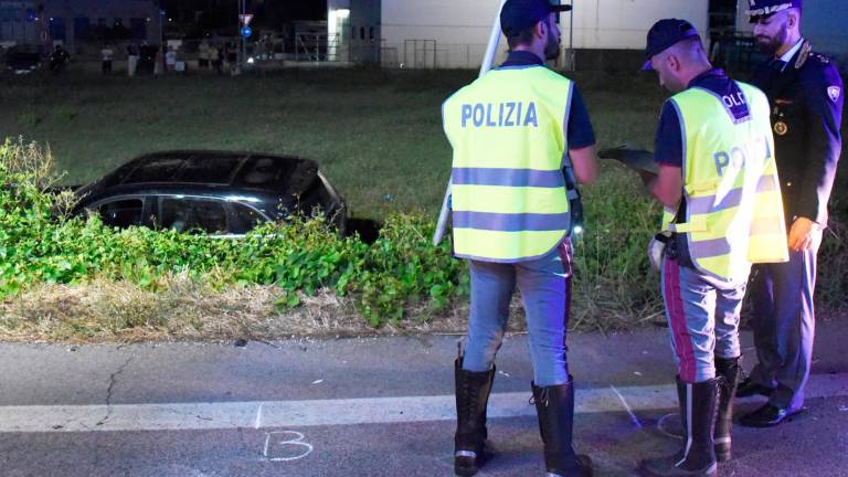 Igea Marina, incidente: terribile carambola nella notte, due bambini illesi grazie ai seggiolini - Gallery