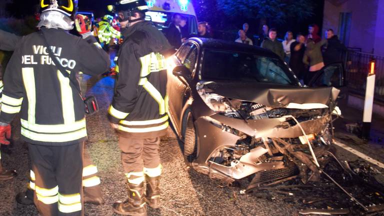 Verucchio, scontro fra due auto, il parroco di Serravalle elitrasportato al Bufalini - Gallery