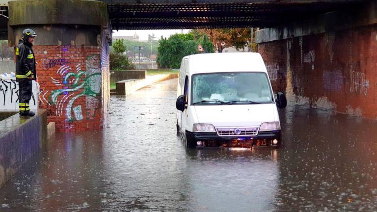 Maltempo, alcuni sottopassi allagati a Rimini