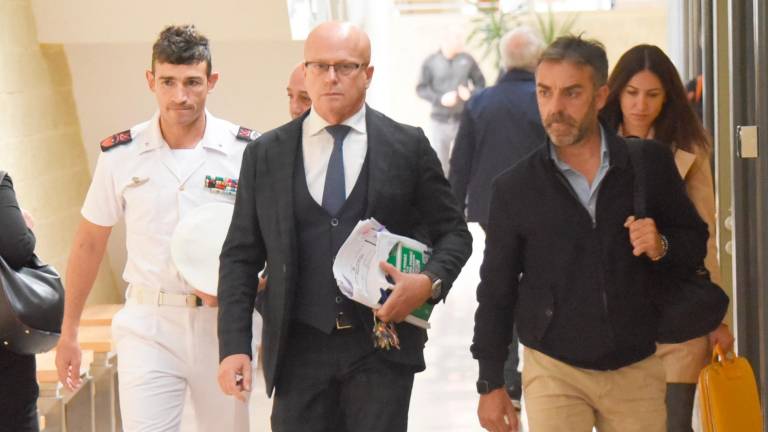 Nella foto, l’ex pugile Matteo Signani nella veste di ufficiale di pg e il pm Davide Ercolani (foto Manuel Migliorini)