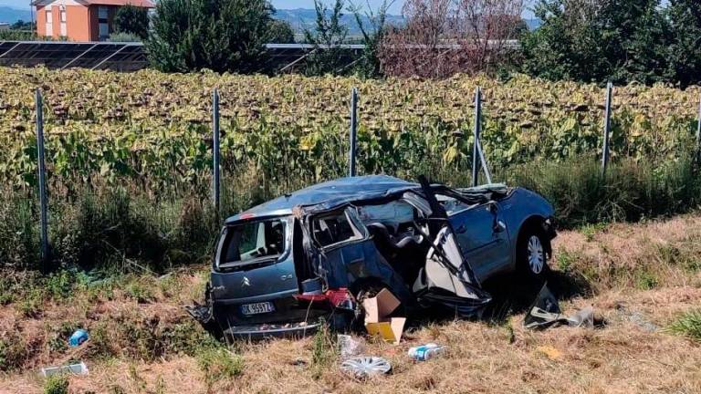 Auto fuori strada nel tratto di Cesena dell’autostrada A14: ferita una famiglia con due bambini