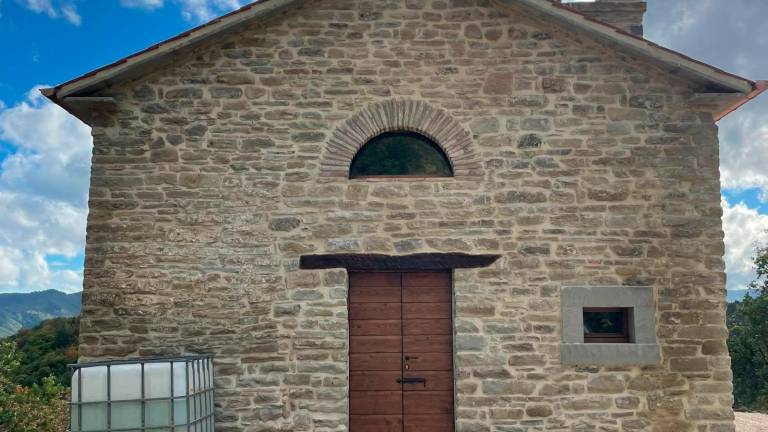 Sarsina, la chiesa del Mangano riapre dopo il restauro e diventa un bivacco