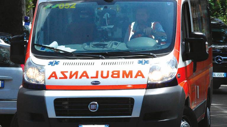 Modigliana. Scontro in campo tra due giocatori durante la partita di calcio, 24enne trasportato al Bufalini