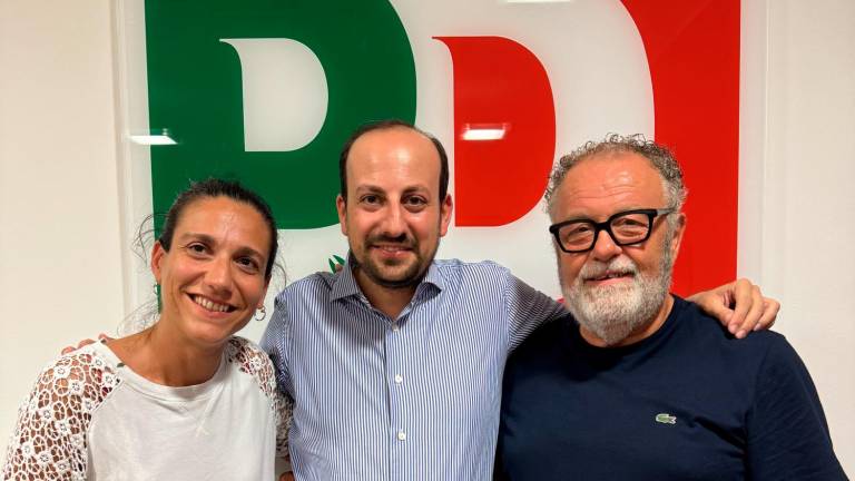 Francesca Lucchi e Massimo Bulbi con la centro il segretario del Pd comprensoriale Nicola Dellapasqua