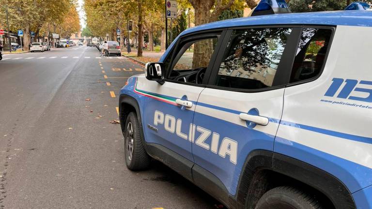 Ravenna, “restituisci i soldi a mio nipote” e gli punta contro un coltello: arrestato per tentata estorsione