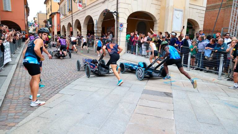 Castel San Pietro, la Mora vince la Carrera numero 70 mentre la gara rosa è stata conquistata dalle Over GALLERY