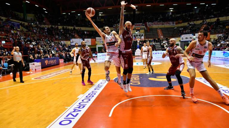 Davide Pascolo durante la gara d’andata (Blaco)