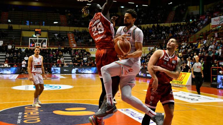 Raphael Gaspardo durante il derby con Rimini (foto Blaco)