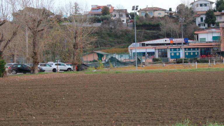 L’area dove si progetta di ricavare i parcheggi sostitutivi