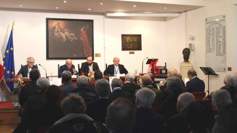 La sala piena per l’inaugurazione dell’anno accademico e la conferenza